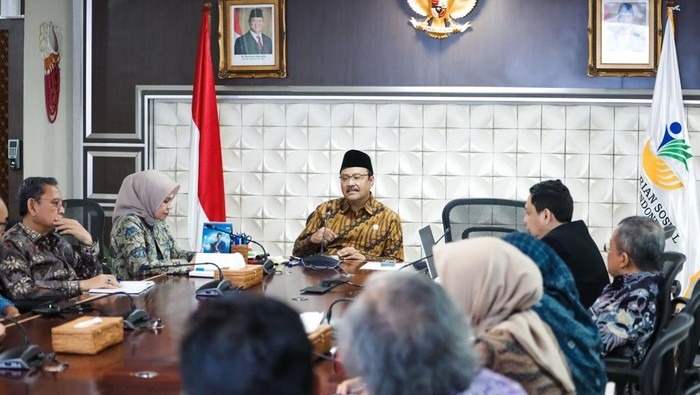 Mensos Ungkap 10 Nama Calon Pahlawan Nasional 2025, Ada Gus Dur dan Soeharto